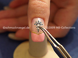 Nail Sticker und Pinzette