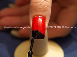 Nagellack in der Farbe schwarz