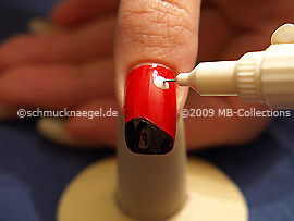 Nailart Pen in der Farbe weiß