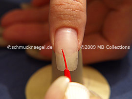 Nailart Liner in der Farbe rot