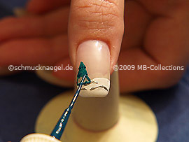 Nailart Liner in der Farbe dunkelgrün