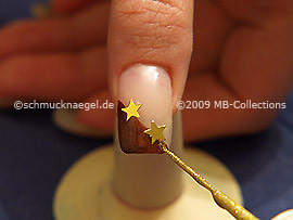 Nailart Liner in der Farbe gold-glitter