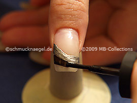Nagellack in der Farbe schwarz