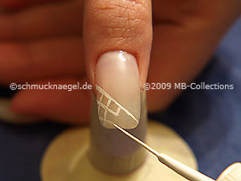 Nailart Liner in der Farbe weiß