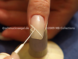 Nailart Liner in der Farbe weiß