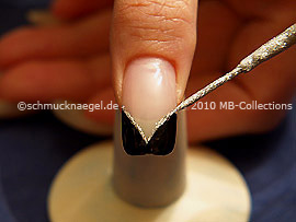 Nailart Liner in der Farbe silber-glitter