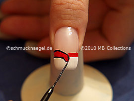 Nailart Liner in der Farbe schwarz