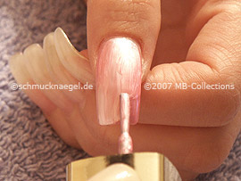 Nagellack in der Farbe rosa