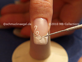 Nailart Liner in der Farbe silber-glitter