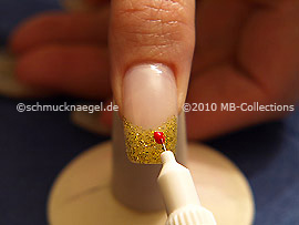 Nailart Pen in der Farbe rot