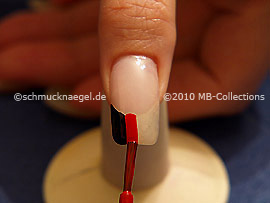 Nagellack in der Farbe rot