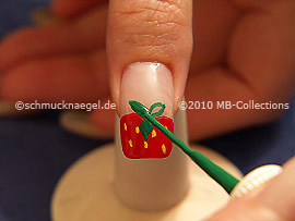 Nailart Liner in der Farbe grün