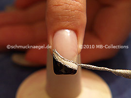 Nailart Liner in der Farbe silber-glitter