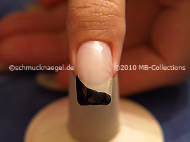 Nagellack in der Farbe schwarz