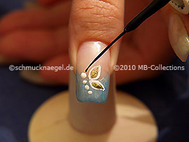 Nailart Liner in der Farbe schwarz