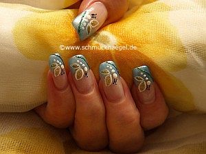 Schmetterling Motiv als Fingernageldesign