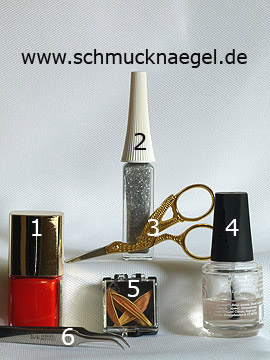 Produkte für das Motiv 'Getrocknete Blätter für das Fingernagel Design' - Nagellack, Nailart Liner, Getrocknete Blütenblätter