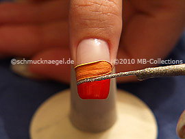 Nailart Liner in der Farbe silber-glitter