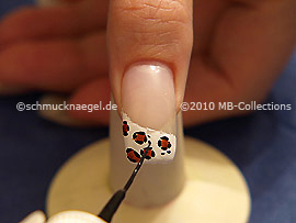 Nailart Liner in der Farbe schwarz