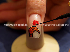 Nailart Liner in der Farbe schwarz