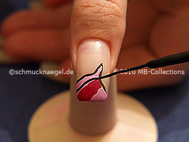Nailart Liner in der Farbe schwarz