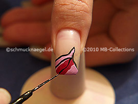 Nailart Liner in der Farbe schwarz