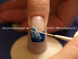 Nailart Liner in der Farbe weiß