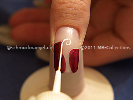 Nailart Liner in der Farbe weiß