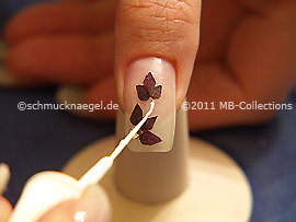 Nailart Liner in der Farbe weiß