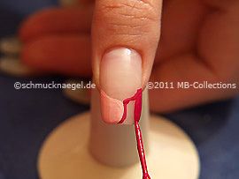 Nailart Liner in der Farbe lavendel