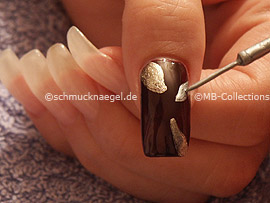 Nailart Liner in der Farbe silber