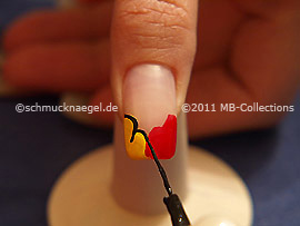 Nailart Liner in der Farbe schwarz