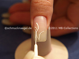 Nailart Liner in der Farbe weiß