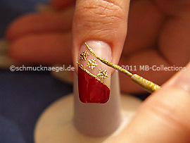 Nailart Liner in der Farbe gold-glitter