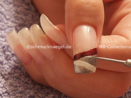 Nailart Liner in der Farbe silber