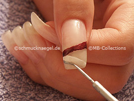 Nailart Liner in der Farbe silber