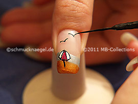Nailart Liner in der Farbe schwarz