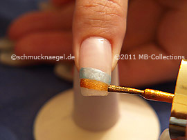 Nagellack in der Farbe braun