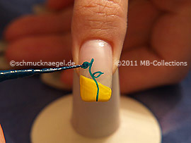 Nailart Liner in der Farbe dunkelgrün