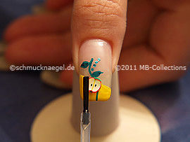 Der Klarlack schützt das Design