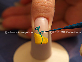 Nailart Liner in der Farbe dunkelgrün