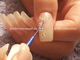 Nailart Liner in der Farbe blau
