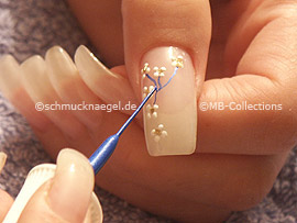 Nailart Liner in der Farbe blau