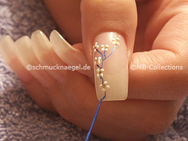 Nailart Liner in der Farbe blau