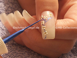 Nailart Liner in der Farbe blau