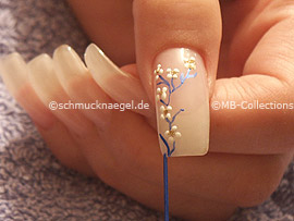 Nailart Liner in der Farbe blau