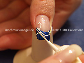 Nailart Liner in der Farbe weiß