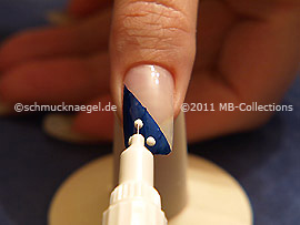 Nailart Pen in der Farbe weiß