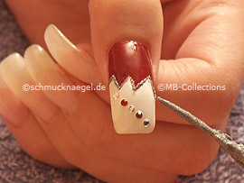 Nailart Liner in der Farbe silber-glitter