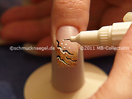 Nailart Pen in der Farbe weiß